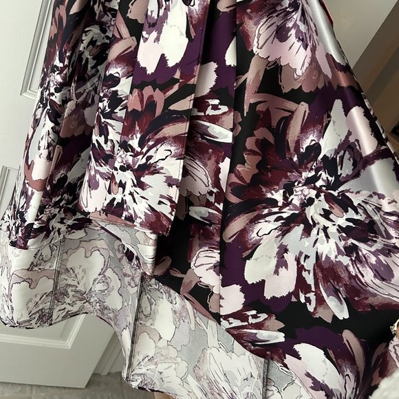 R & M Richards Dress - Picture 5 of 6